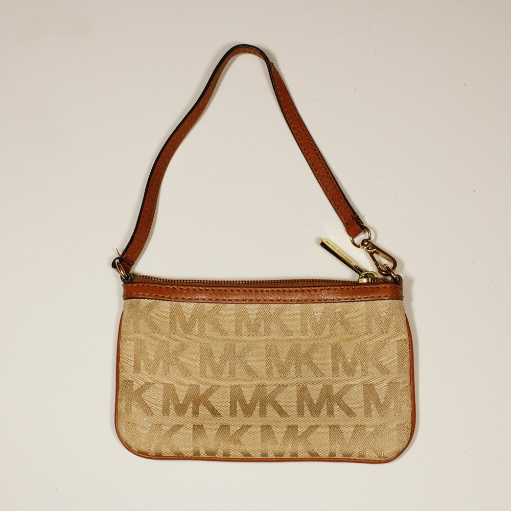 Michael Kors Signature Beige/Tan Beige Canvas Zip Wristlet Wallet